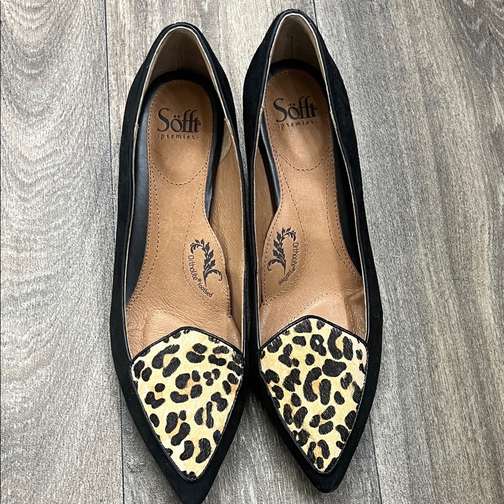 Sofft Black and Leopard Print Flats